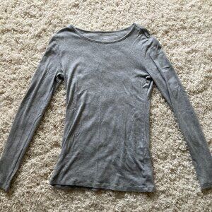 GAP Heather Gray Long Sleeve Tee